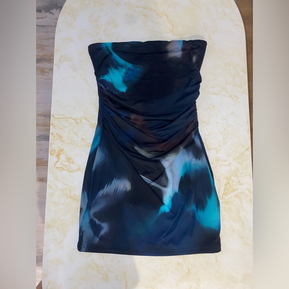 NWT White Fox Blue/Green Mind Games Strapless Mini Dress - Picture 6 of 11